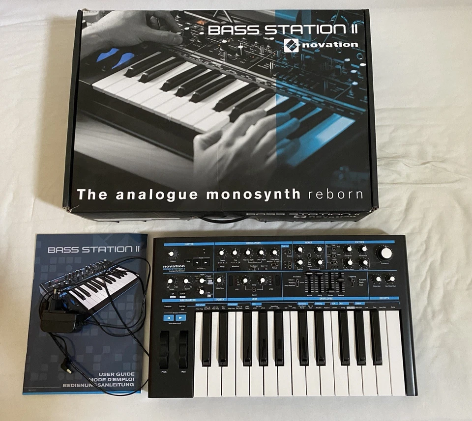 Novation Bass Station II Mono-Synthesizer Neuwertig + org. Netzteil - Bild 1 von 1