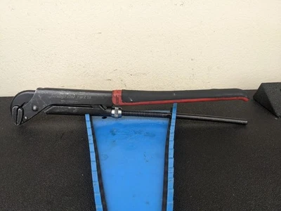 #bl087 Snap On Tools PWZ2A 17" Red Black Soft Grip Handle Pliers Wrench - Image 1 of 4