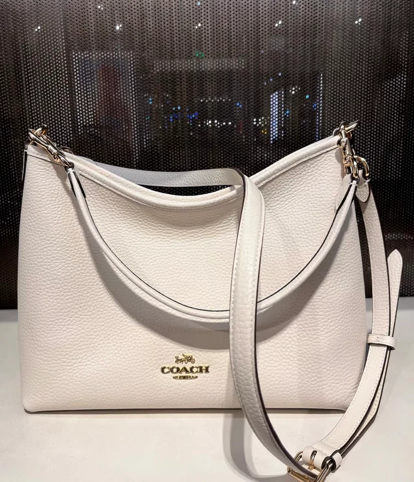 COACH CR148 Laurel Shoulder Bag Soft Pebble Leather Black Outlet