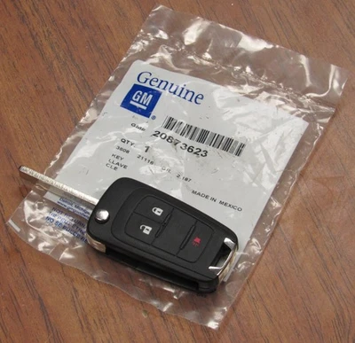 New GM OEM 20873623 Door Lock Fob And Ignition Key Terrain Denali - Image 1 of 2