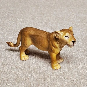 Schleich Germania 2000 femmina leone animale statuina giocattolo fauna selvatica safari zoo vintage - Foto 1 di 5