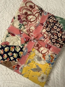 SWEET Feedsack Quilt Piece Multicolor 18x18" hand quilted "A" - Picture 1 of 5