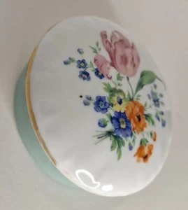 Vintage Mark de limoges jewelry Trinket box With Flowers Decoration Beautiful - Picture 1 of 10
