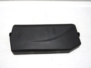 SKODA KAMIQ 2020-23 FUSEBOX COVER (1.0l 12v Petrol DLAA) 2Q0937132A        R4013 - Picture 1 of 13