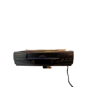 Panasonic VCR PV-V4020, Omnivisione a 4 teste - senza telecomando. Testato Con Manuale - Foto 1 di 5