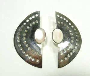 DESIGNER SIGNED WOODS MOP CONTEMPORARY POST EARRINGS STERLING SILVER 925 . - Picture 1 of 9