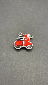 Croc charms / Vespa - Bild 1 von 1