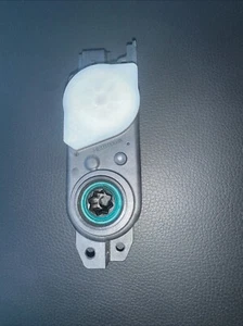 Used OEM 2020-2023 FORD EXPLORER SHUTTER ACTUATOR MOTOR L1MB-8476-AA - Picture 1 of 4