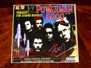 FOTO COPERTINA ALBUM POWERMAN 5000 SPIDER ONE FIRMATO STASERA LA RIVOLTA DELLE STELLE 12X12 - Foto 1 di 1