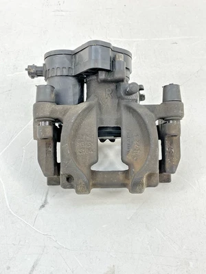 Pinza de freno trasera derecha Subaru Outback 2015-2019 26620AL020 OEM Foto 1 de 4