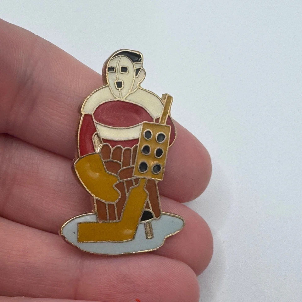 Máscara de portero vintage jugador de hockey esmalte solapa pin rojo blanco dorado Foto 1 de 4