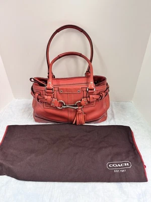 Bolso de Hombro COACH Hampton Carryall F13084 Borla Trenzada Cuero Guijarro Rojo Foto 1 de 4