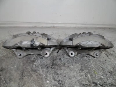 Conjunto frontal de duas pinças laterais Audi Q5 2018-2023 - Imagem 1 de 4