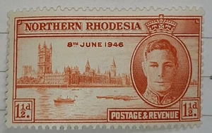 Northern Rhodesia KGVI 1946 Victory 1 1/2d perf 13.5 sg46a, mm. Ref Nr4 - Picture 1 of 2