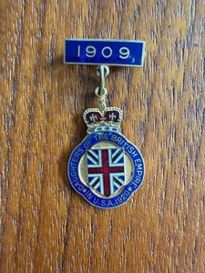 Pin Hijas del Imperio Británico en América 1909 1920 1 3/4 pulgadas - Imagen 1 de 4