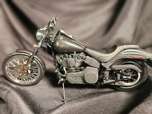 Franklin Mint 2006 Harley-Davidson Softail Night Train 1:10 Scale Inv. #4735 - Picture 1 of 7