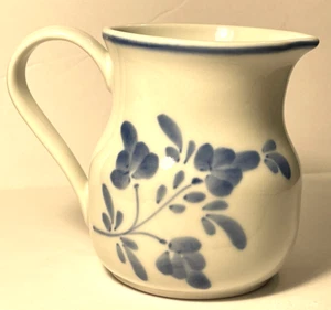 Vintage Pottery Blue & White Hand Painted Creamer/Gravy small pitcher - Picture 1 of 9