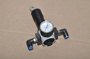 FESTO LRS-D-MIDI 194610  Druckregelventil mit Schlüssel - Bild 1 von 3