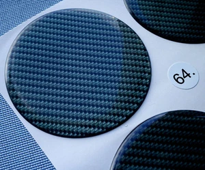 64C  4 Carbon Lock Embleme für Nabenkappen Felgendeckel 64mm Silikon Aufkleber - Bild 1 von 12