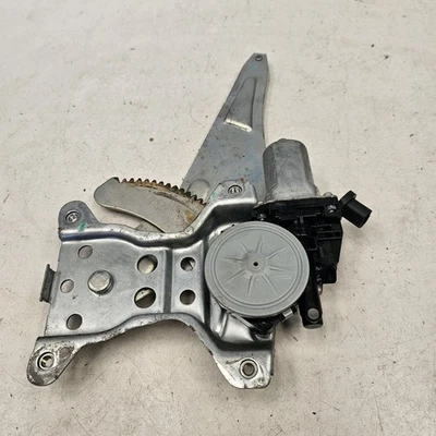 Right Rear Electric Window Regulator Motor  Suzuki Swift EZ RS415 RS416 04-11 - image 1 of 3