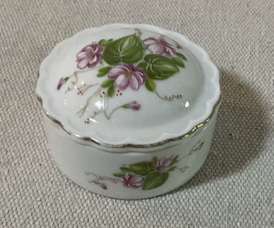 Vintage Lefton Bone China Trinket Box BEAUTIFUL FLORAL PATTERN - Picture 1 of 5