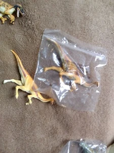*EINE* ORIGINAL Battat Gallimimus Dinosaurier Figur NEU IM TASCHE - Bild 1 von 1