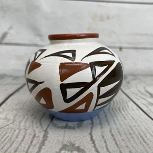 Vaso ceramica dipinto a mano piccola fioriera blu bianco marrone nero ciotola arte popolare - Foto 1 di 10