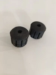 Gas Tank Front Rubber Holder - Set of 2 17611-283-010 - Honda CB500 CB550 CB750 - Picture 1 of 3