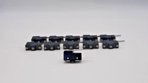 Interruptor límite Omron Z-15GW-B7-K (lote de 11) - Imagen 1 de 5