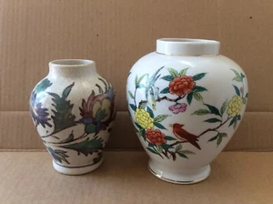 2pcs Vtg Pottery Barn Floral Horse Bird Hand Paint & Unknow Ceramics Vase/Jar - Picture 1 of 12