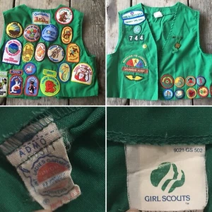 Vintage Girl Scout Vest Union Made 1980s Numerous Patches Sz 14 Tierra Del Oro - Picture 1 of 12