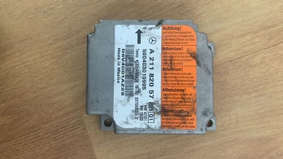 MERCEDES BENZ W211 E CLASS 2000 ECU SENSOR CONTROL MODULE UNIT A2118205785 #470 - Image 1 of 3