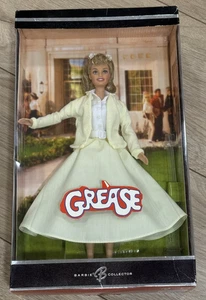 OLIVIA NEWTON JOHN SANDY OLLSON BARBIE MUÑECA COLECCIONISTA PELÍCULA GRASA NUEVA EN CAJA - Imagen 1 de 6