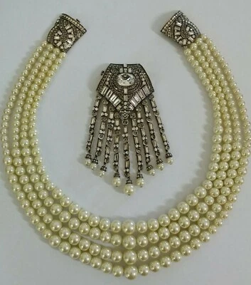 Heidi Daus ENCANTADORA ATRACCIÓN - Collar Convertible de 4 Hilos - Crema - $329.95 Foto 1 de 4