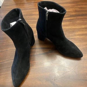 La Canadienne Black Suede Zip 41037 New Size 11M  🇨🇦 - Picture 1 of 13