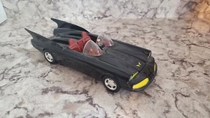 2004 CORGI DC COMICS BATMAN 1960 BATMOBILE BMBV1 DIECAST 1:24 CAR - Picture 1 of 4