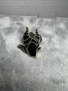  Disney Trading Pin 89370 Character Hats Mystery Maleficent - Picture 1 of 2