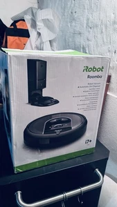 iRobot Roomba i7+ (i7550) Saugroboter mit Absaugstation – WLAN, App-Steuerung - Bild 1 von 3