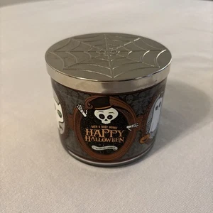 Bath & Body Works Happy Halloween Sweet Cinnamon Pumpkin 3 wick Candle NEW - Picture 1 of 5