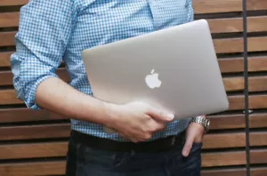 GREAT 11" Apple MacBook Air 2.7Ghz i5 TURBO SSD - SEQUOIA - WARRANTY` - Picture 1 of 15