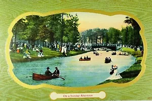 Entspannen im Park an einem Sonntagnachmittag Atemberaubende antike Postkarte Boot Kanu - Bild 1 von 3