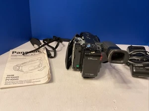 Panasonic Palmcorder IQ PV-IQ305D VHS-C Camcorder w Manual,charger Vintage - Picture 1 of 10