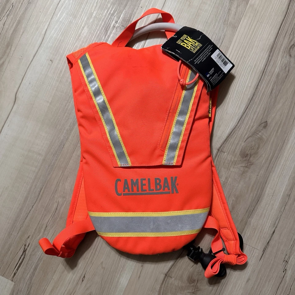 CamelBak 62598 Hi-viz Hydration Backpack Orange 2 Liter Capacity