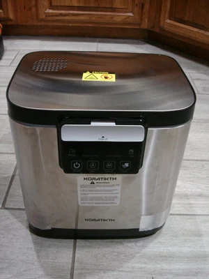 NEW 4L Electric Composter for Kitchen: Indoor Smart Quick Composting Machine - Image 1 of 4