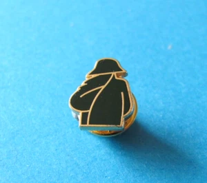 Courvoisier Cognac Logo pin badge. VGC. Enamel. Brandy. - Picture 1 of 4
