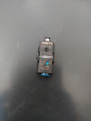 Pressure sensor, SDE5-VI-O1-Q6-P-M8/542886, FESTO New - Image 1 of 4