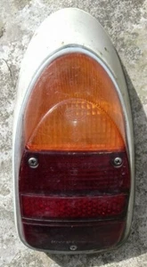 VW COX 1300 67-70: feux AR gauche complet. - Photo 1/3