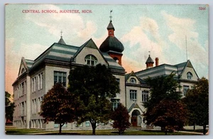 Manistee Michigan Central School Postcard - Picture 1 of 2