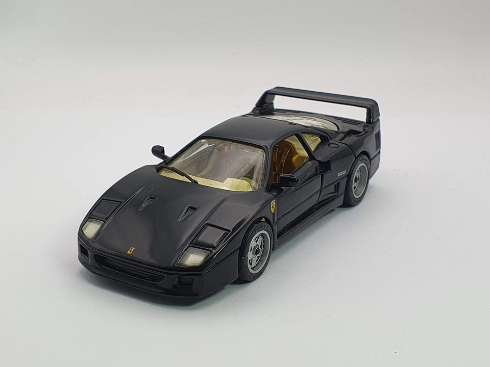 Ferrari F 40 Hot Wheels 1/43 - Immagine 1 di 4