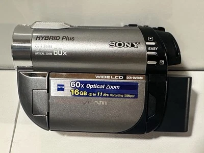 Sony HandyCam DCR-DVD850 Mini DVD Camcorder Hybrid+ 60X Optical Zoom w/ Manual  - Image 1 of 4
